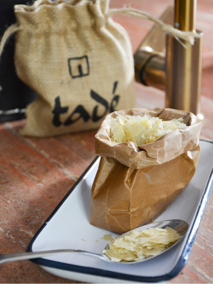 ALEP SOAP FLAKES XL · Tadé Home