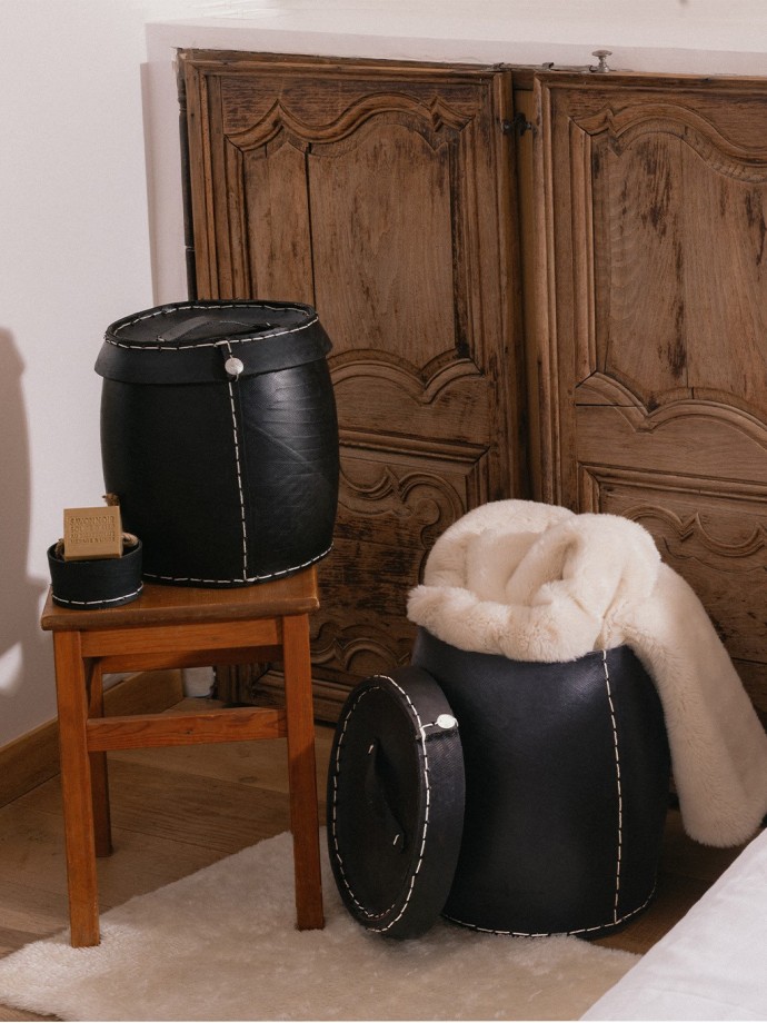 2 PANIERS À JOUETS · Pneu recyclé