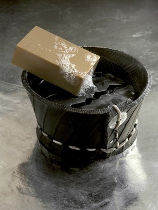 Porte savon en pneu recyclé – Décoration artisanat | Tadé
