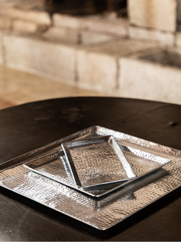 PLATEAU CARRÉ · Aluminium argent