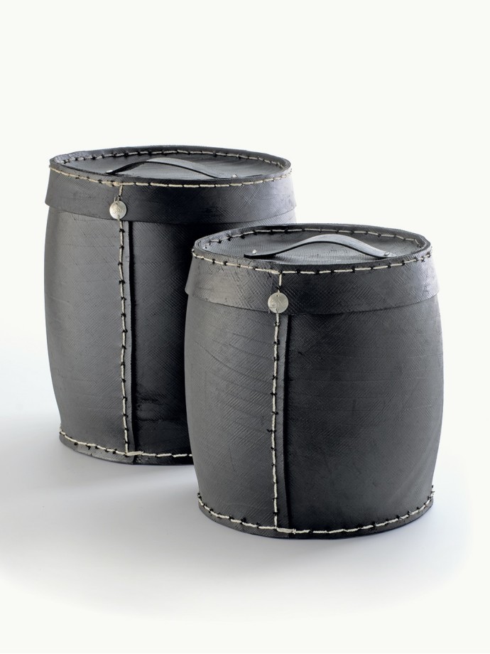 2 TOY BASKETS · Recycled tire