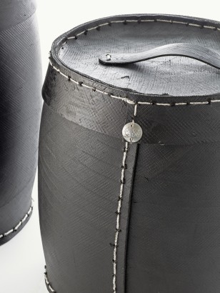 2 TOY BASKETS · Recycled tire