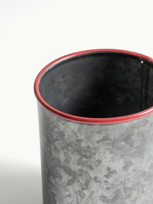 CUP BRUSHES BLACK & RED ·