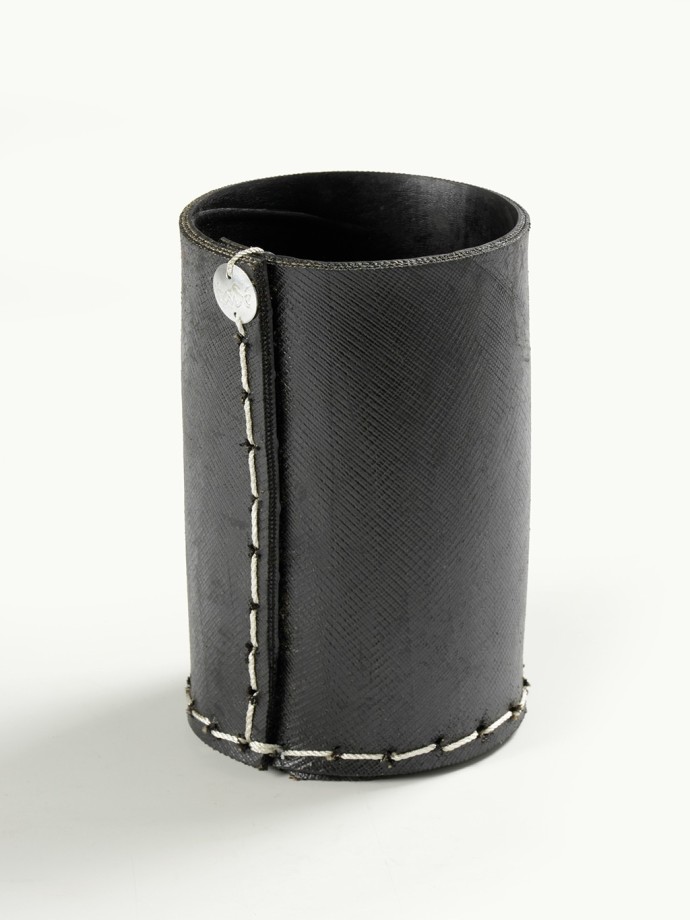 RECYCLED TIRE CUTLERY HOLDER