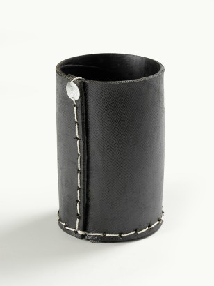 RECYCLED TIRE CUTLERY HOLDER