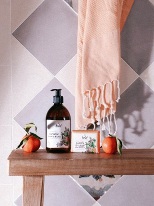 ORGANIC CERTIFIED LIQUID SOAP · Capri Neroli