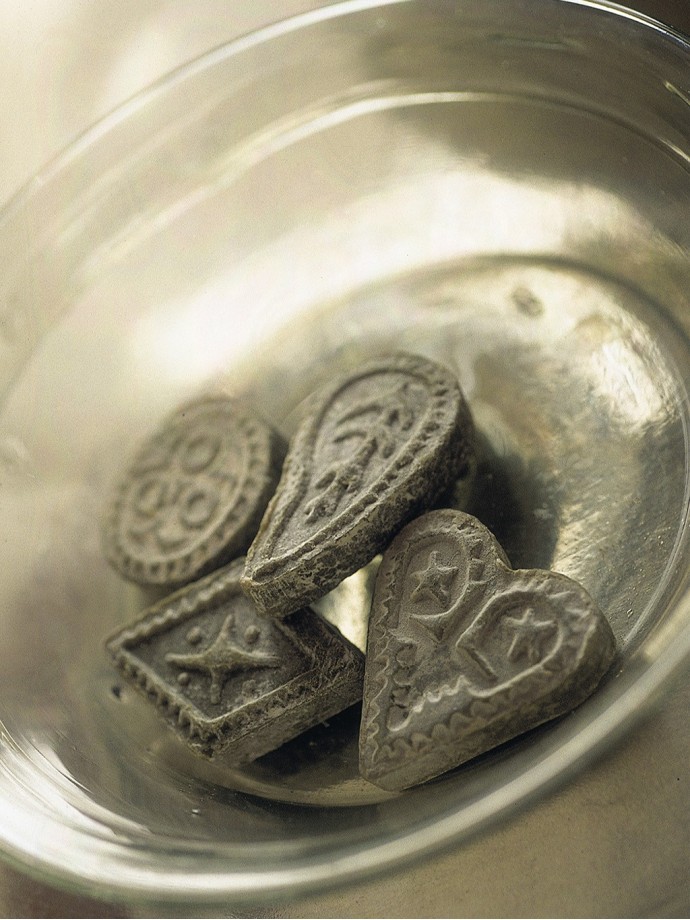 Aleppo soaps for guests · Rose of Ispahan