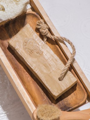 SAVON D'ALEP TRANCHE · Tadé Home