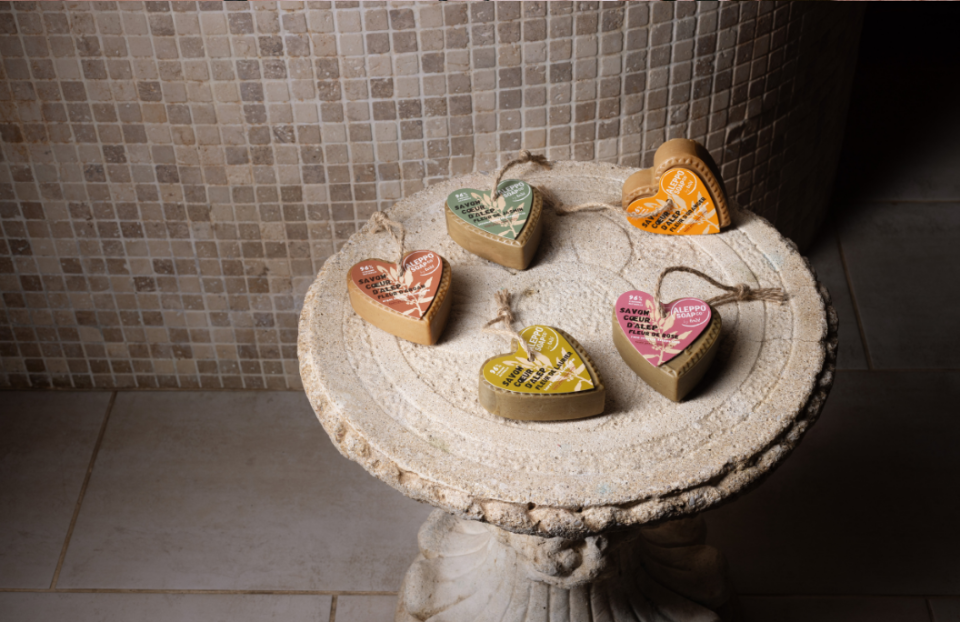 Alep soap scented with Mediterranean fragrances | Tadé