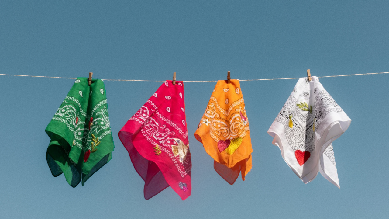 BANDANA Slide background